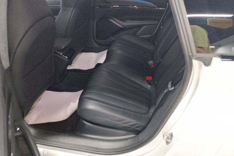 Used IM L7 2022 Pro Model Left Rear Seat