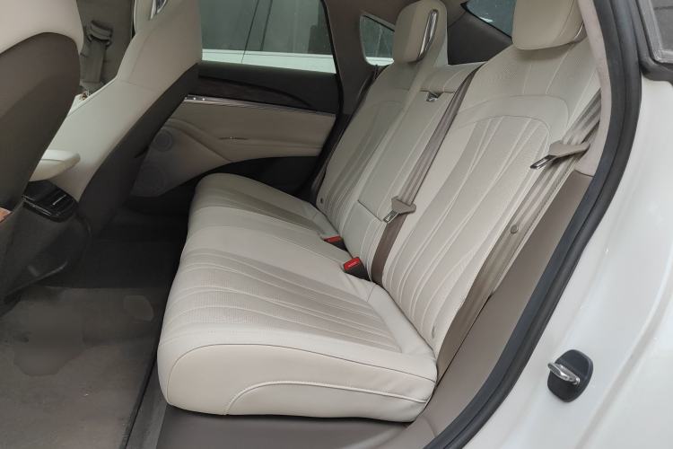 Used IM L7 2022 Dynamic Model Left Rear Seat