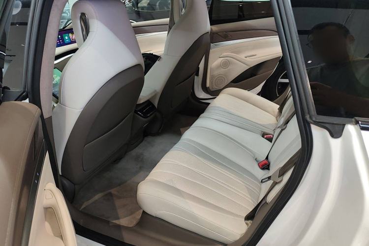 Used IM L7 2022 Pro Model Left Rear Seat