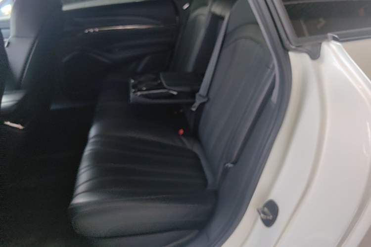 Used IM L7 2022 Pro Model Left Rear Seat
