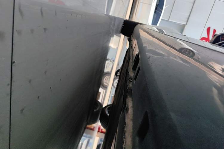 Used IM L7 2022 Pro Model Left Side Sill