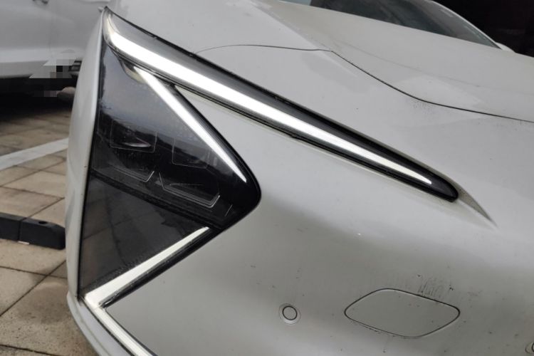 Used IM L7 2022 Dynamic Model Right Front Headlight