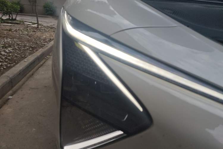 Used IM L7 2022 Pro Model Right Front Headlight