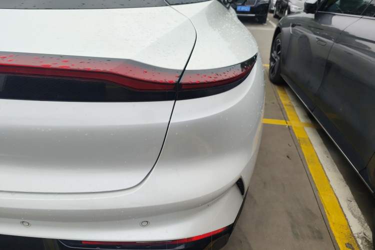 Used IM L7 2022 Dynamic Model Right Rear Taillight