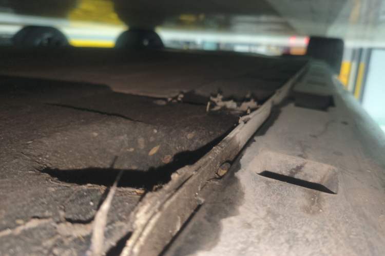 Used IM L7 2022 Pro Model Right Side Sill