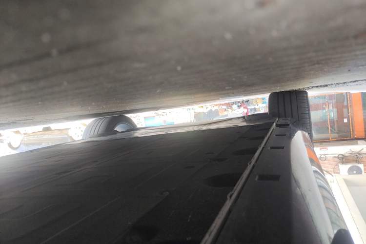 Used IM L7 2022 Dynamic Model Right Side Sill