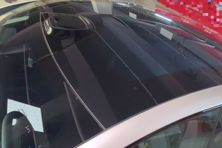 Used IM L7 2022 Pro Model Roof