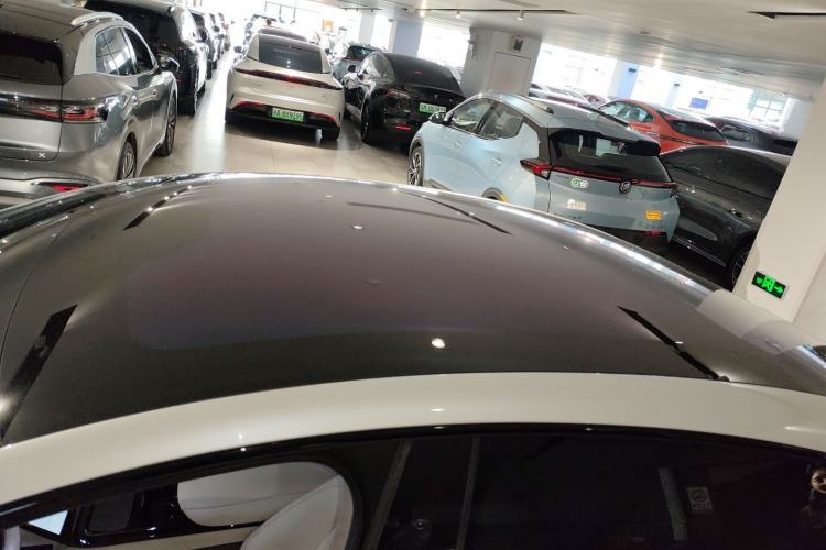 Used IM L7 2022 Dynamic Model Roof