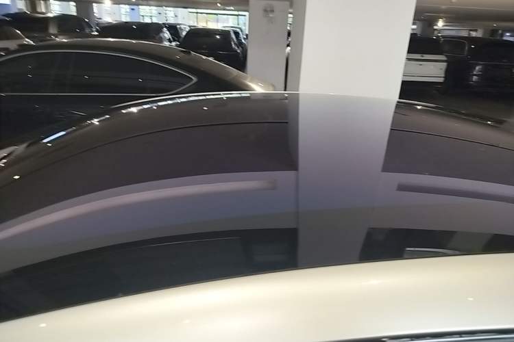 Used IM L7 2022 Pro Model Roof