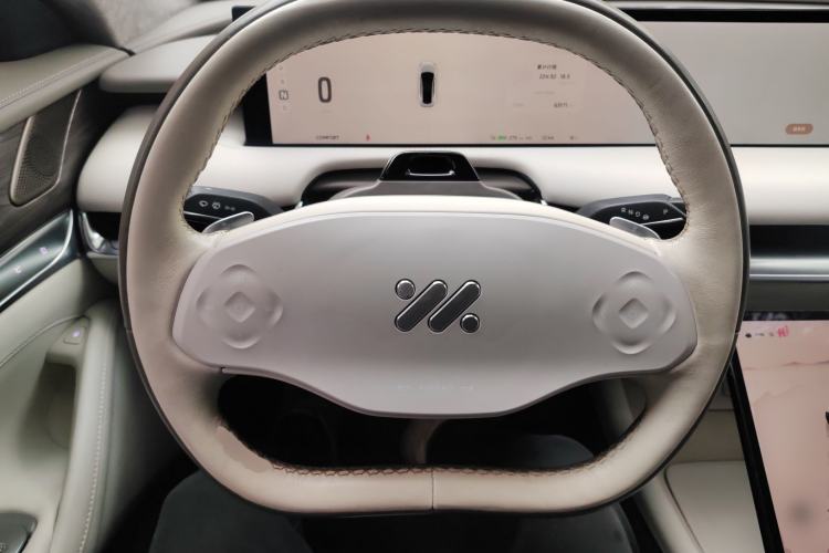 Used IM L7 2022 Dynamic Model Steering Wheel