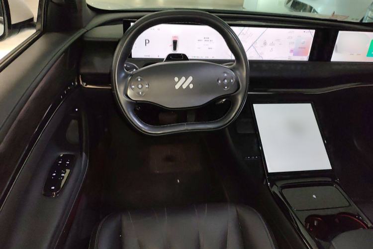 Used IM L7 2022 Dynamic Model Steering Wheel