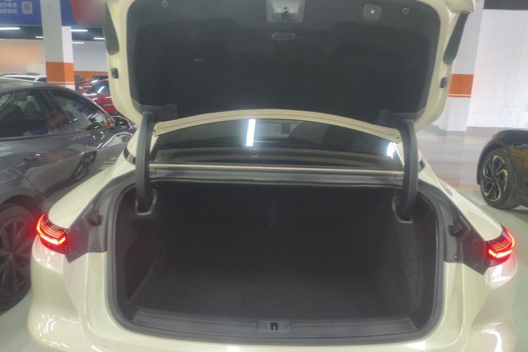 Used IM L7 2022 Pro Model Trunk