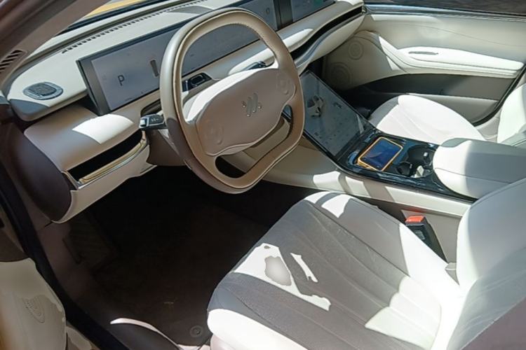 Used IM L7 2022 Dynamic Model Left Front Seat