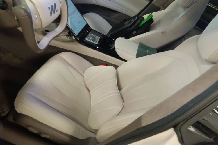 Used IM L7 2022 Pro Model Left Front Seat
