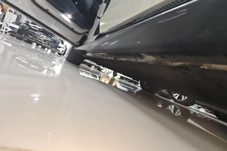 Used IM L7 2022 Angel Wheel Edition Left Side Sill