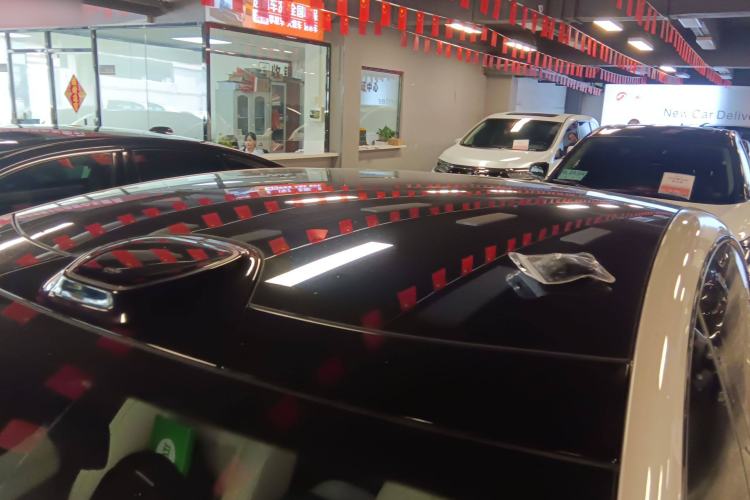 Used IM L7 2022 Pro Model Roof