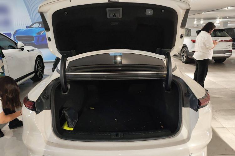 Used IM L7 2022 Pro Model Trunk