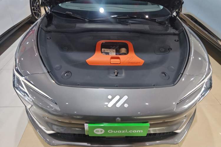 Used IM L7 2024 MAX Extended-Range Version Engine Bay