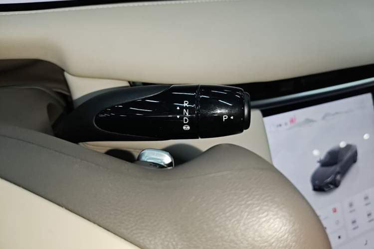 Used IM L7 2024 MAX Extended-Range Version Gear Lever