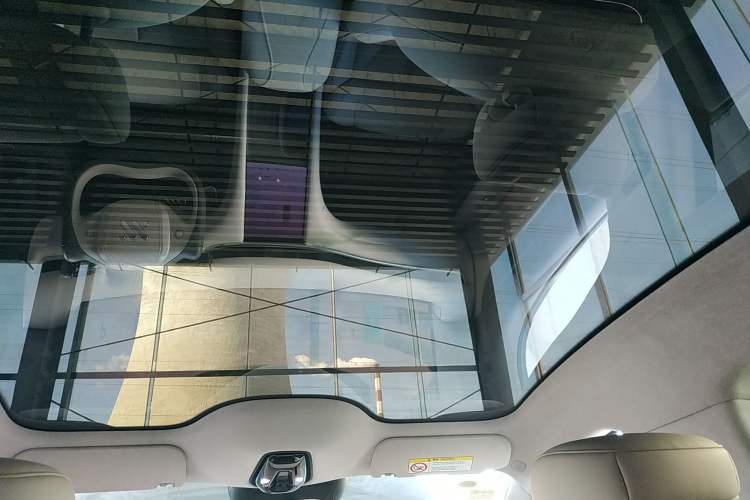 Used IM L7 2024 MAX Extended-Range Version Headliner