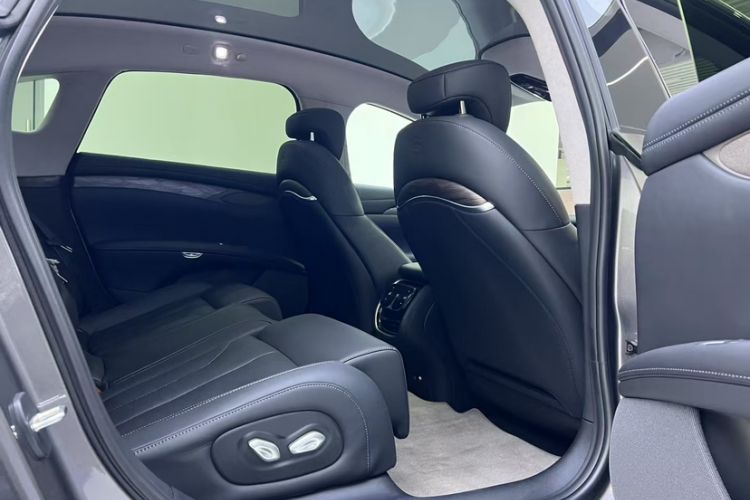 Used IM L7 2024 MAX Extended-Range Version Interior 4
