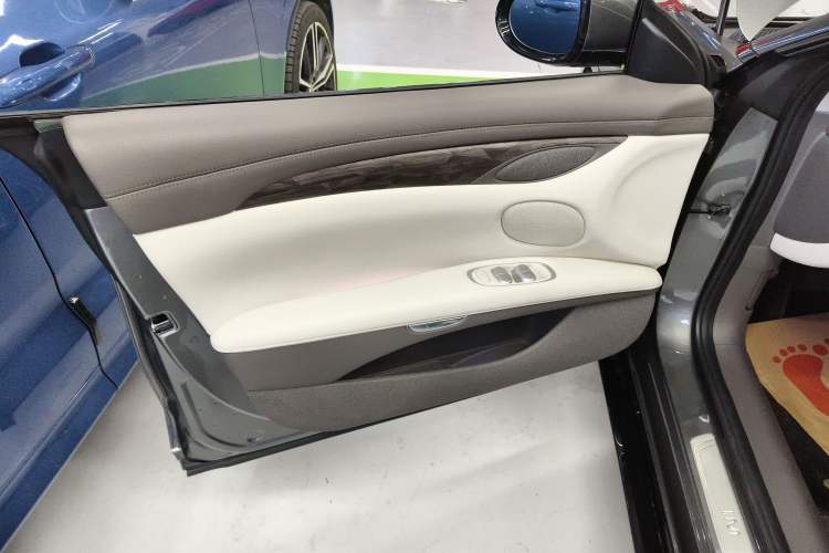 Used IM L7 2024 MAX Extended-Range Version Left Front Door Interior