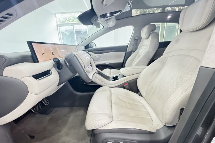 Used IM L7 2024 MAX Extended-Range Version Left Front Seat