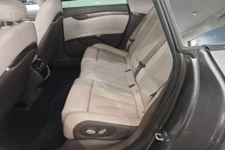 Used IM L7 2024 MAX Extended-Range Version Left Rear Seat
