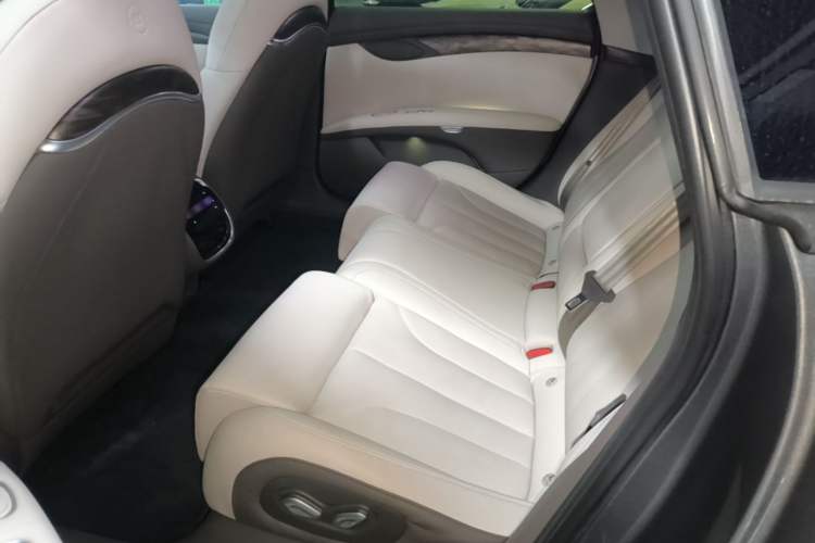 Used IM L7 2024 MAX Extended-Range Version Left Rear Seat