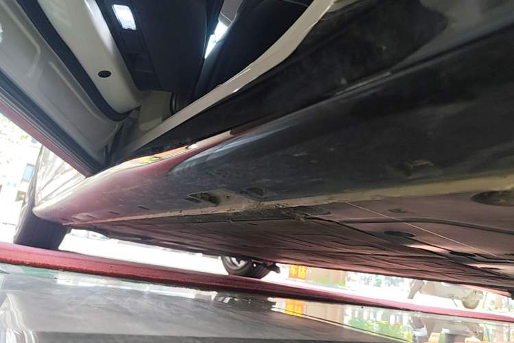 Used IM L7 2024 MAX Long-Range Flagship Edition Left Side Sill