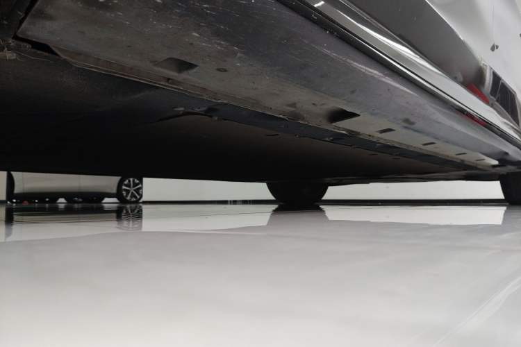 Used IM L7 2024 MAX Extended-Range Version Left Side Sill