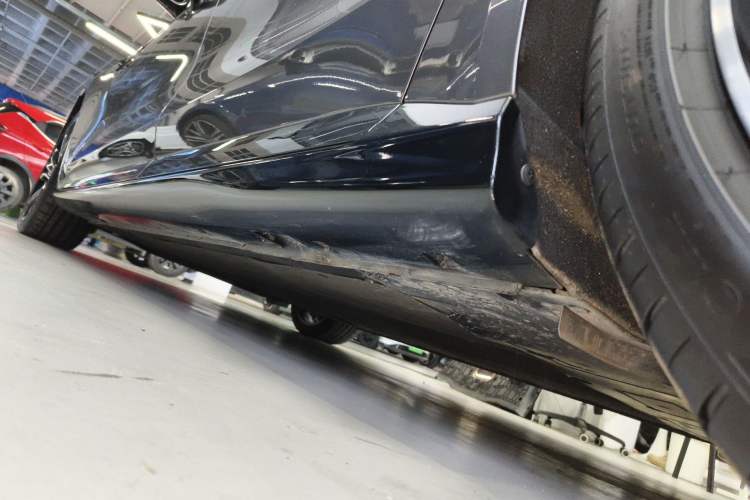 Used IM L7 2024 MAX Extended-Range Version Left Side Sill