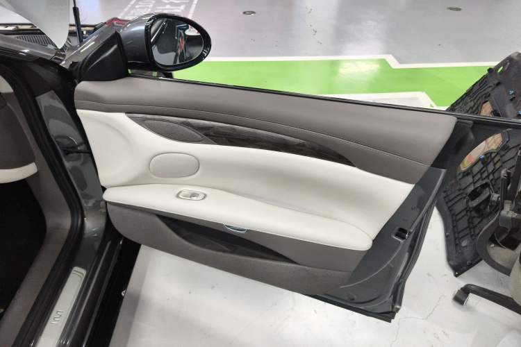 Used IM L7 2024 MAX Extended-Range Version Right Front Door Interior
