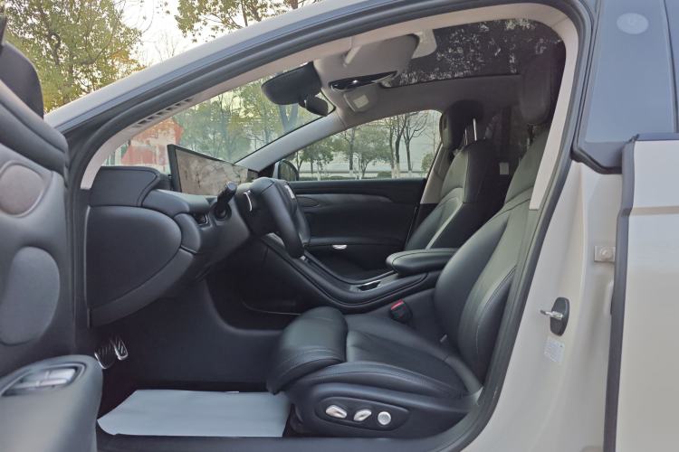 Used IM L7 2024 MAX Long-Range Flagship Edition Interior 1