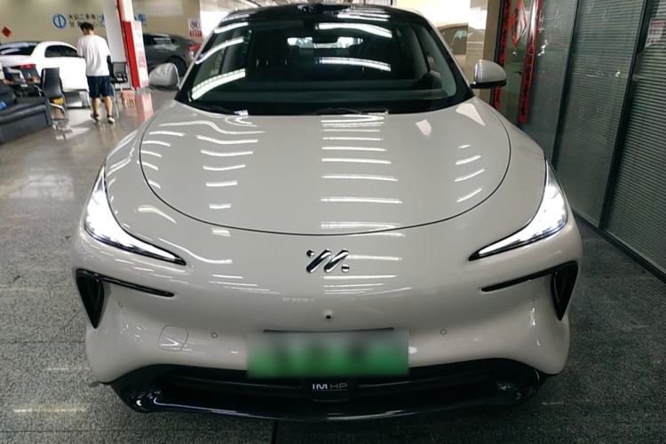 Used IM LS6 2023 Max Standard Edition Exterior 1