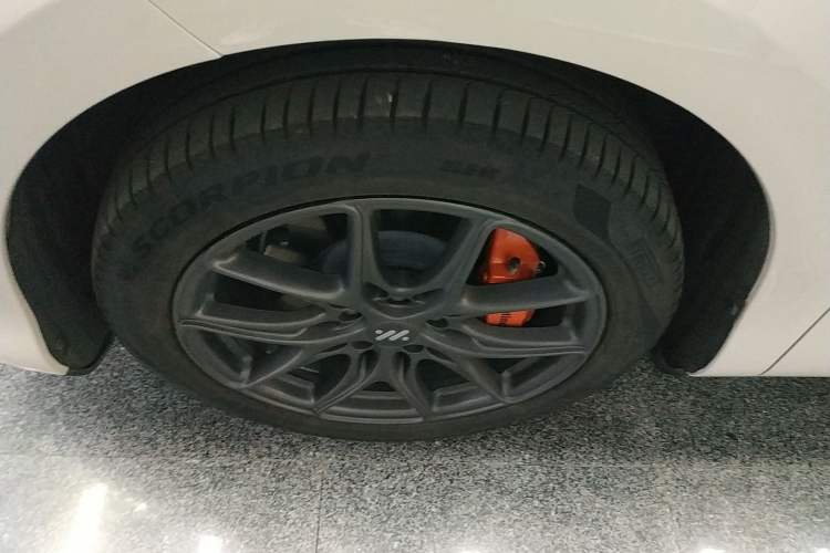 Used IM LS6 2023 Max Standard Edition Exterior 7