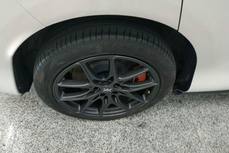 Used IM LS6 2023 Max Standard Edition Exterior 8