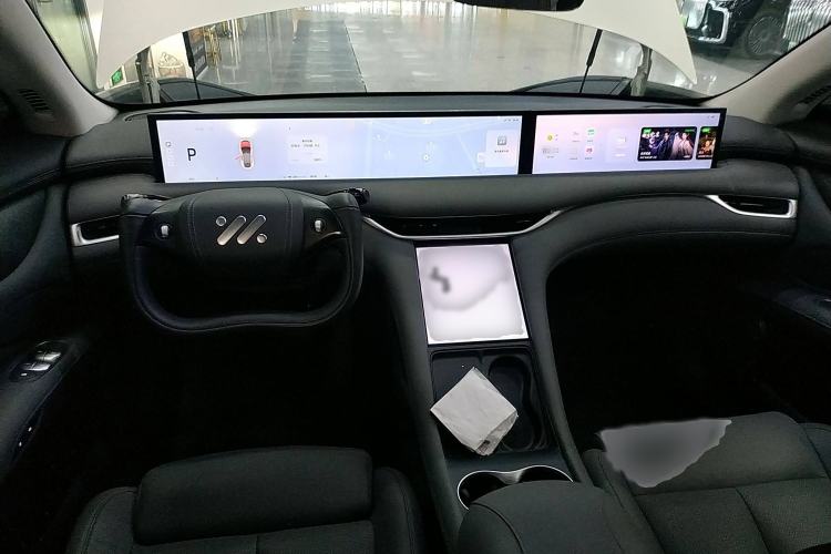 Used IM LS6 2023 Max Standard Edition Interior 2