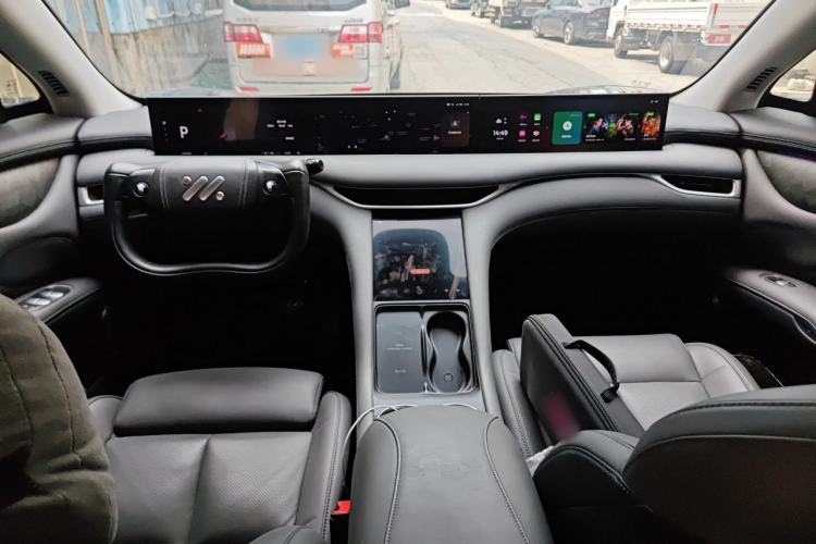 Used IM LS6 2023 Max Standard Edition Center Console