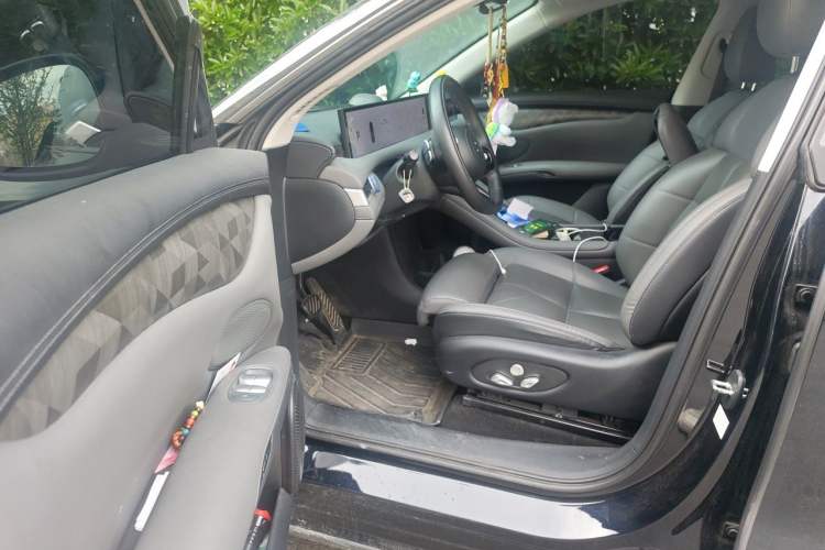 Used IM LS6 2023 Max Standard Edition Driver Seat