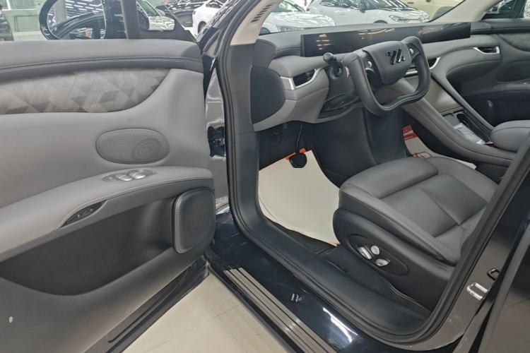 Used IM LS6 2023 Max Standard Edition Driver Seat