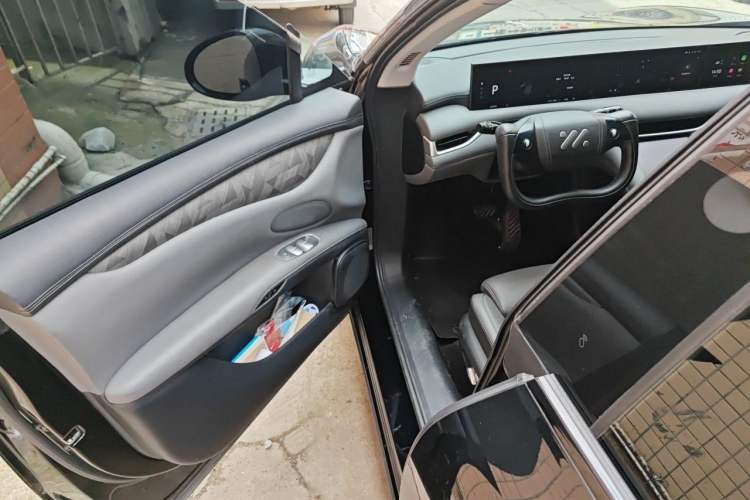 Used IM LS6 2023 Max Standard Edition Driver Seat
