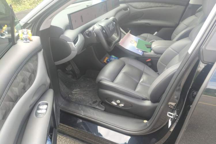 Used IM LS6 2023 Max Standard Edition Driver Seat
