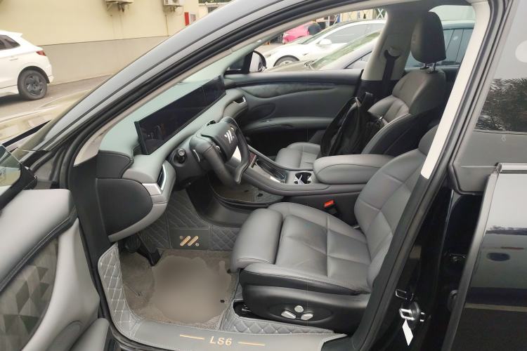 Used IM LS6 2023 Max Long-Range Version Driver Seat
