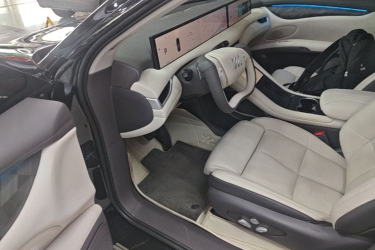 Used IM LS6 2023 Max Standard Edition Driver Seat