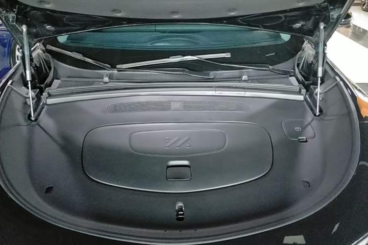 Used IM LS6 2023 Max Enhanced Performance Edition Engine Bay