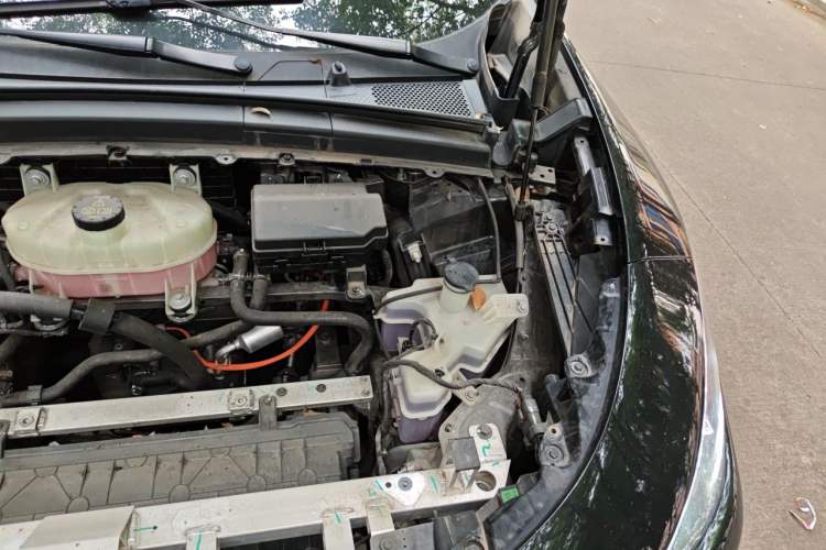 Used IM LS6 2023 Max Long-Range Version Engine Bay Left