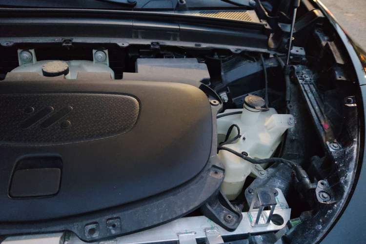 Used IM LS6 2023 Max Standard Edition Engine Bay Left