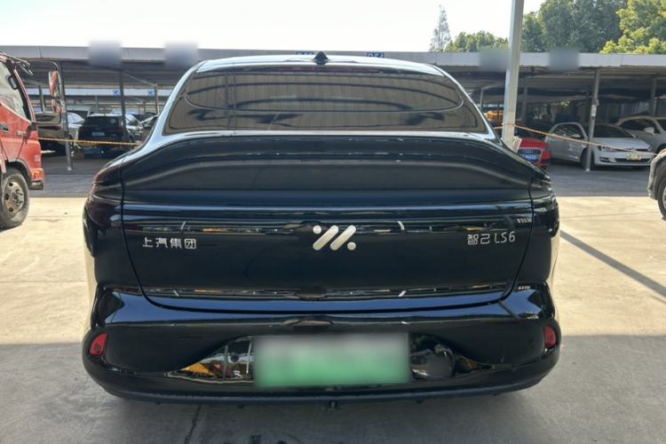 Used IM LS6 2023 Max Standard Edition Exterior 4