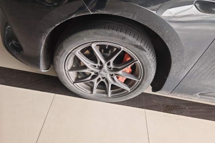 Used IM LS6 2023 Max Standard Edition Exterior 4
